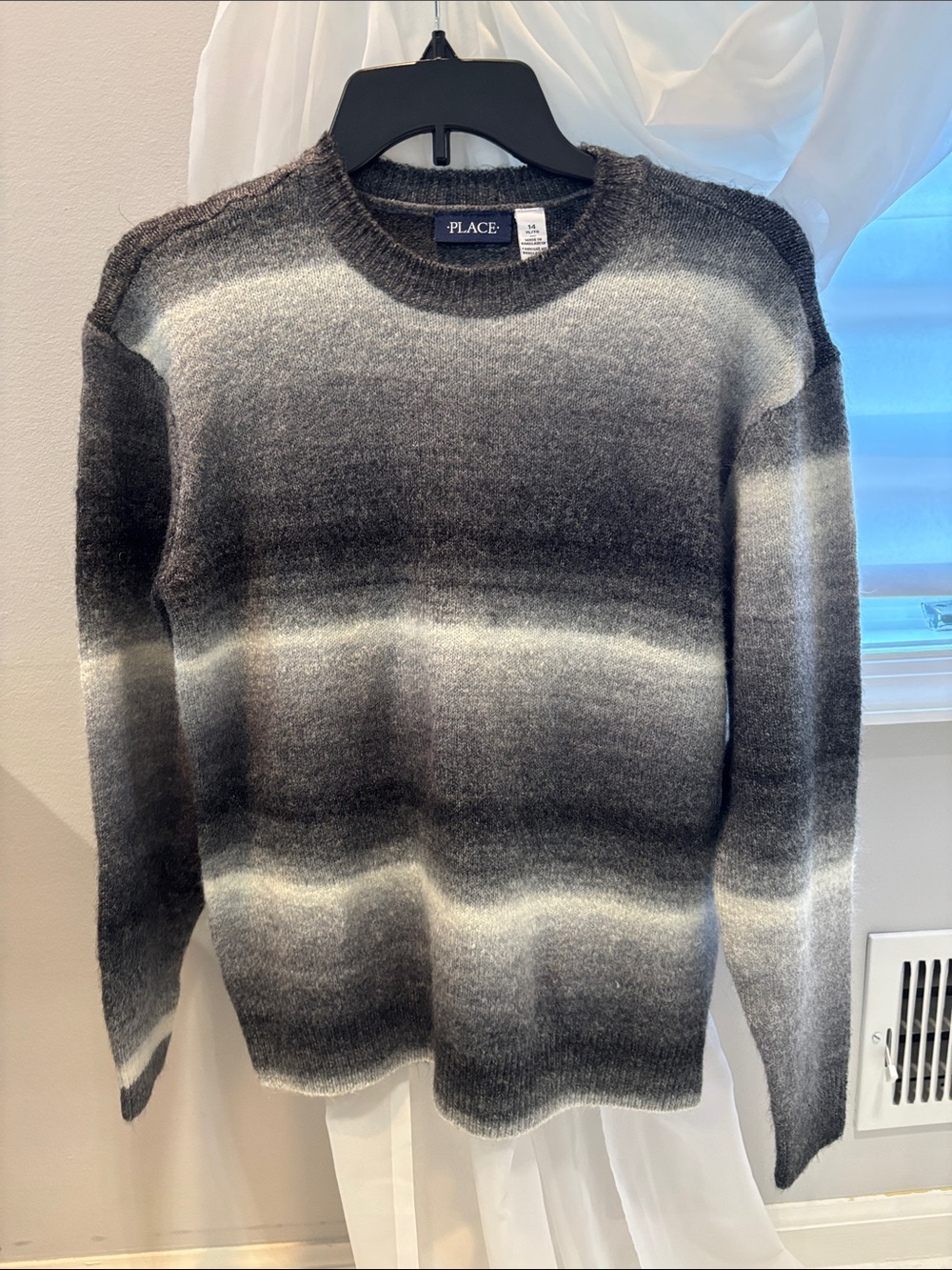 Place Black and Gray Ombre Crewneck Sweater size 14 Xl